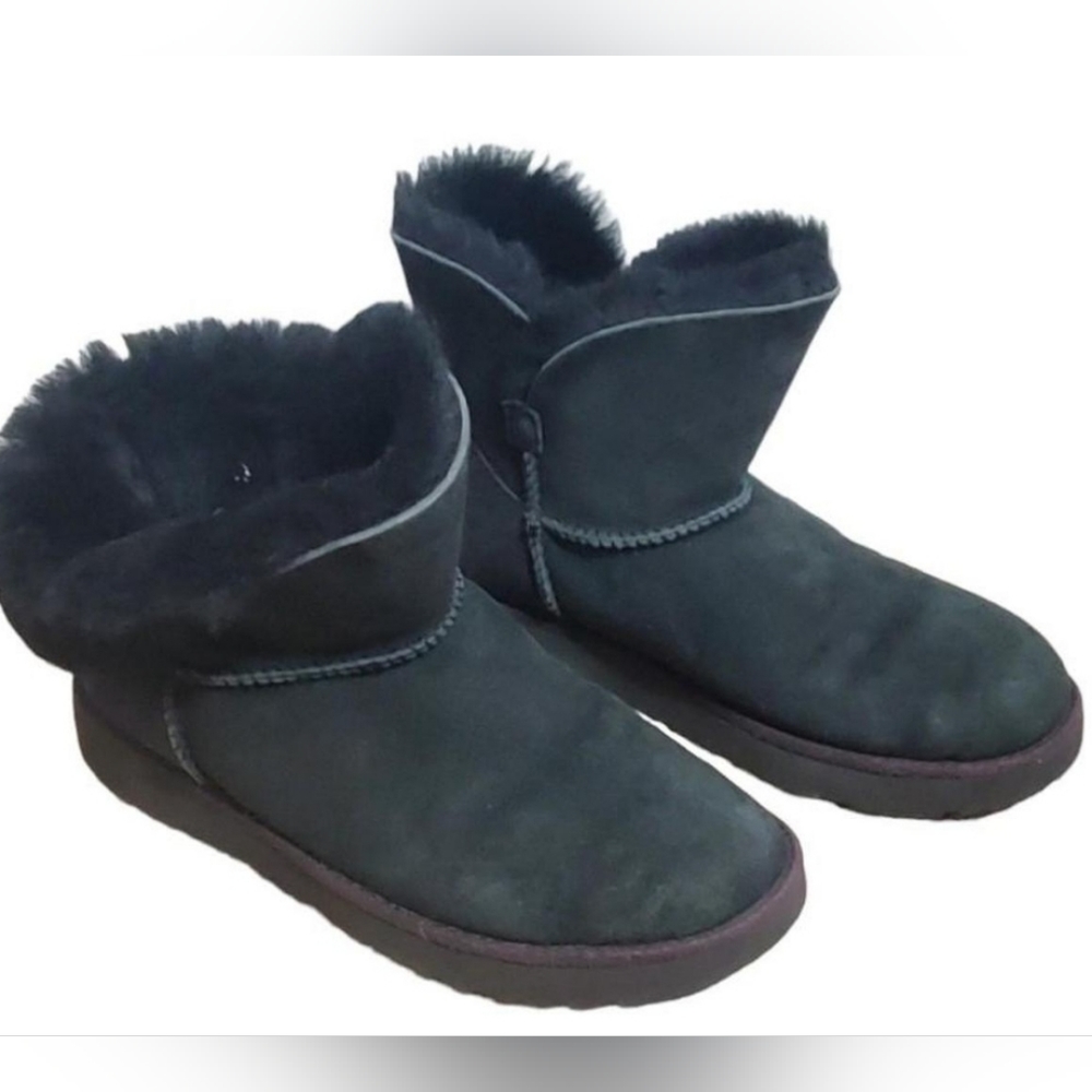 UGG WINTER BOOTS SIZE 6.5